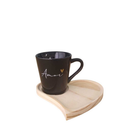 Kit 4 Xícaras de Porcelana 120ml com Pires em Formato de Coração em Madeira Pinus